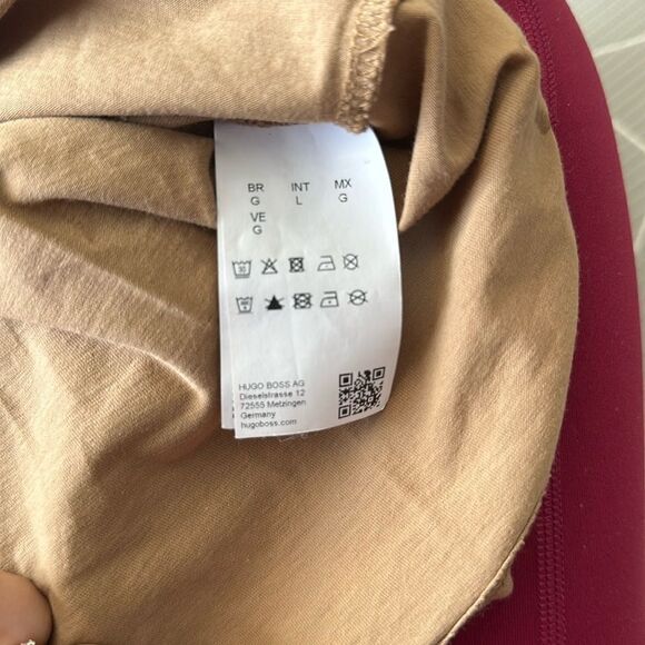 Hugo Boss Tan Women’s Large Top NEW - Picture 4 of 4